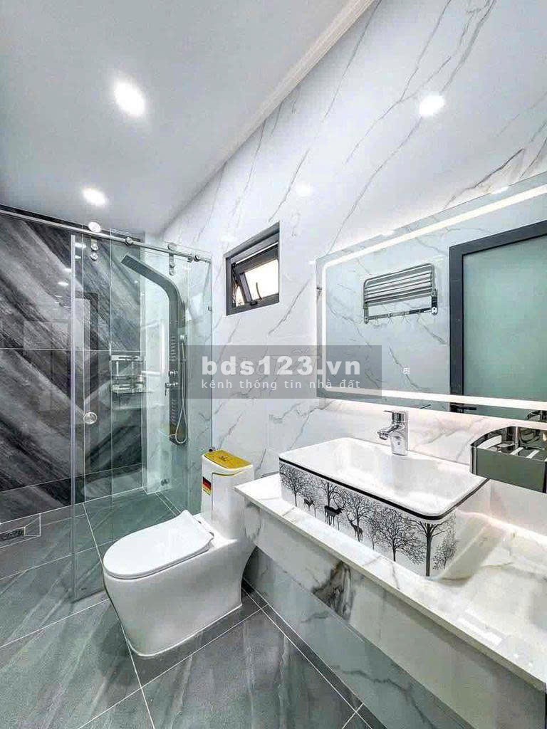 Nhà Mới Đẹp Giữa Lòng Thủ Dầu Một – Full Nội Thất Cao…