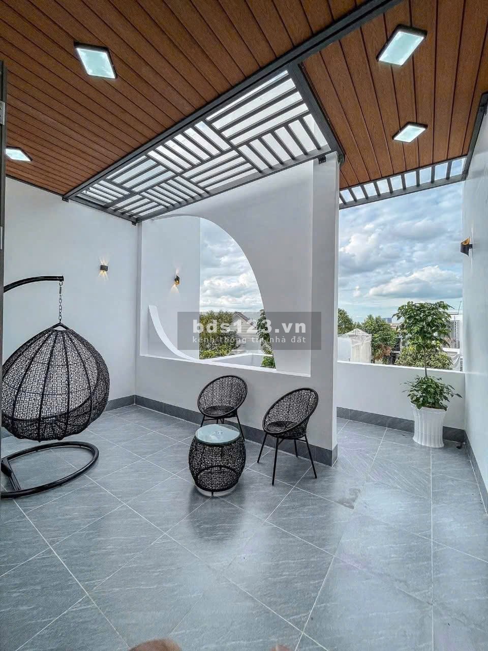 Siêu Phẩm Nhà Phố 3 Lầu Mặt Tiền Nguyễn Triệu Luật –…