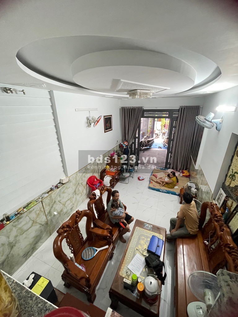 Bán nhà Phan Huy ích - Gò Vấp, 5 phút ra emart, hẻm xe hơi, 108m2,…
