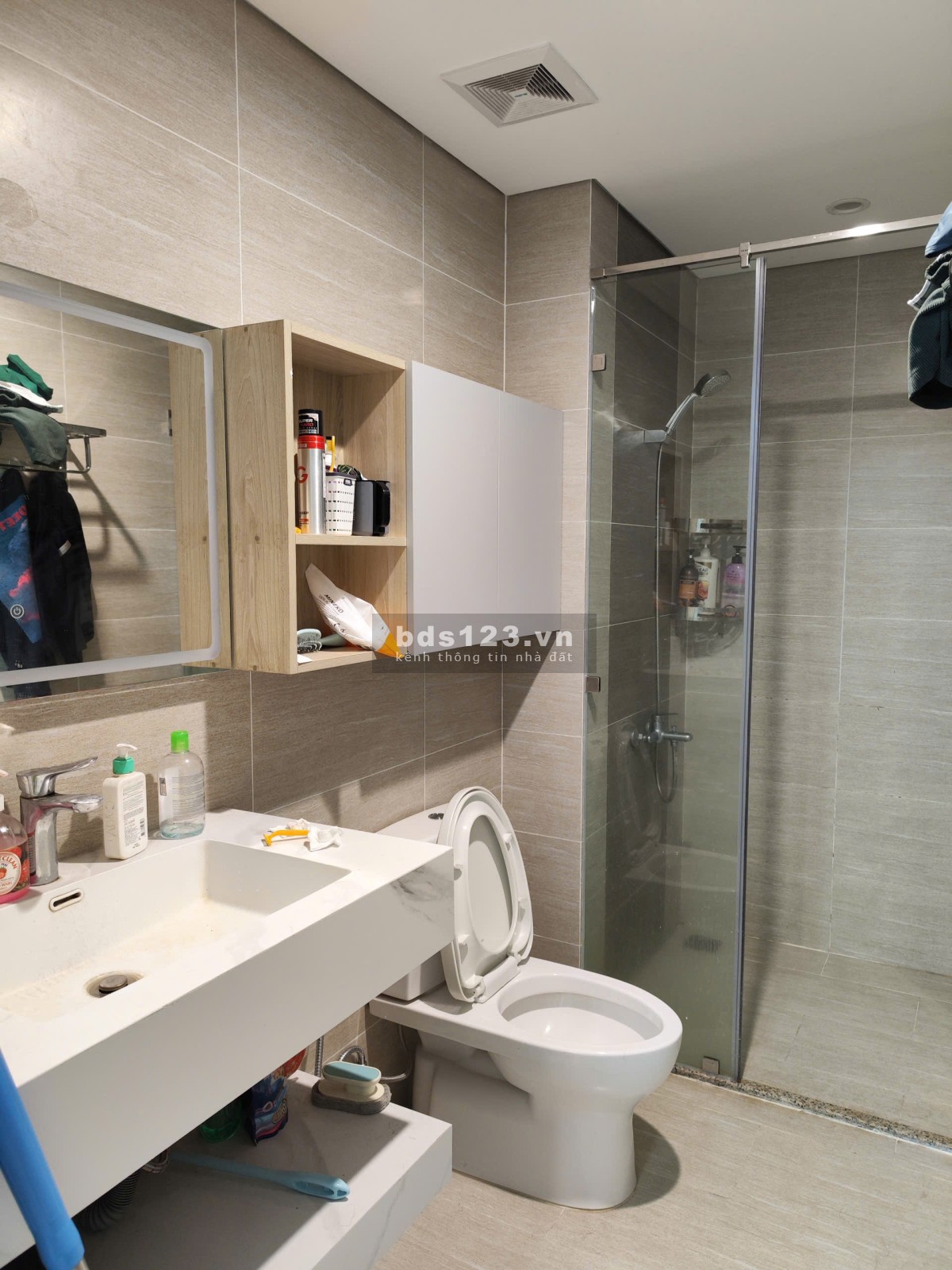 Bán nhanh căn hộ 3PN 2WC, DT 81m2, giá 3,6 tỷ, hướng Đông Nam,…