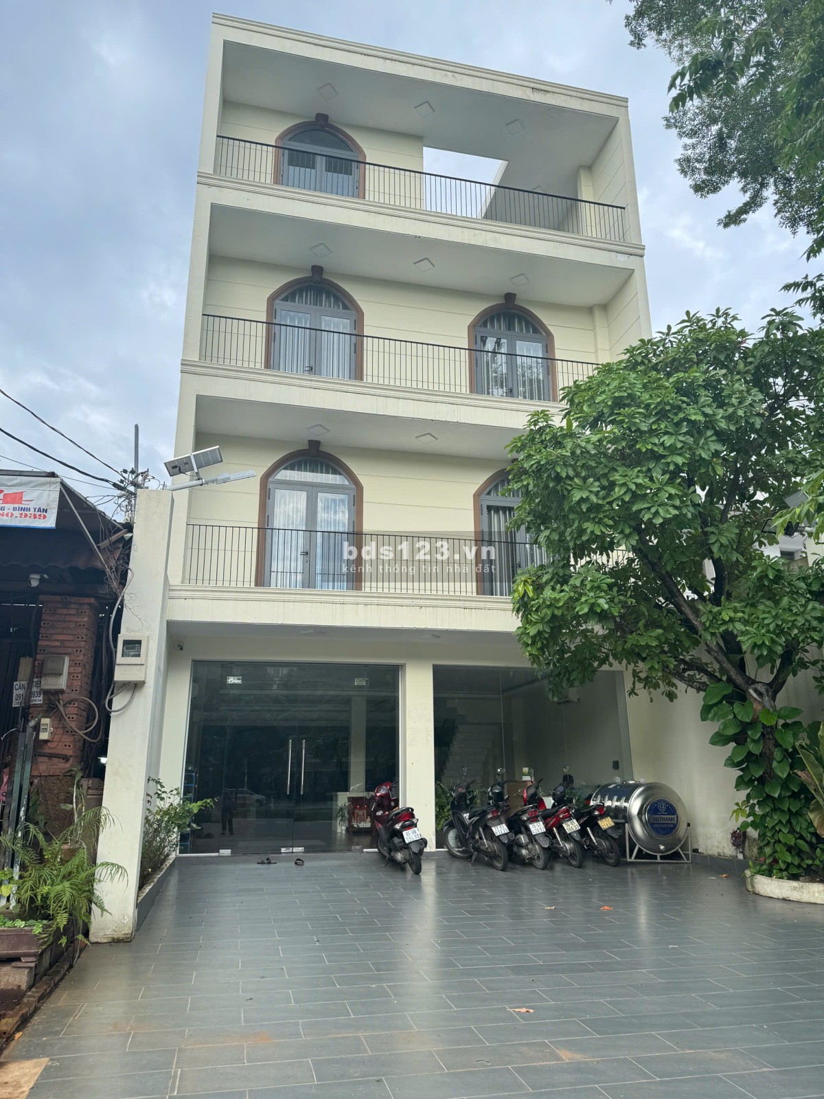 Cho thuê biệt thự Vành Đai Trong – Bình Trị Đông – Bình Tân – HCM.
