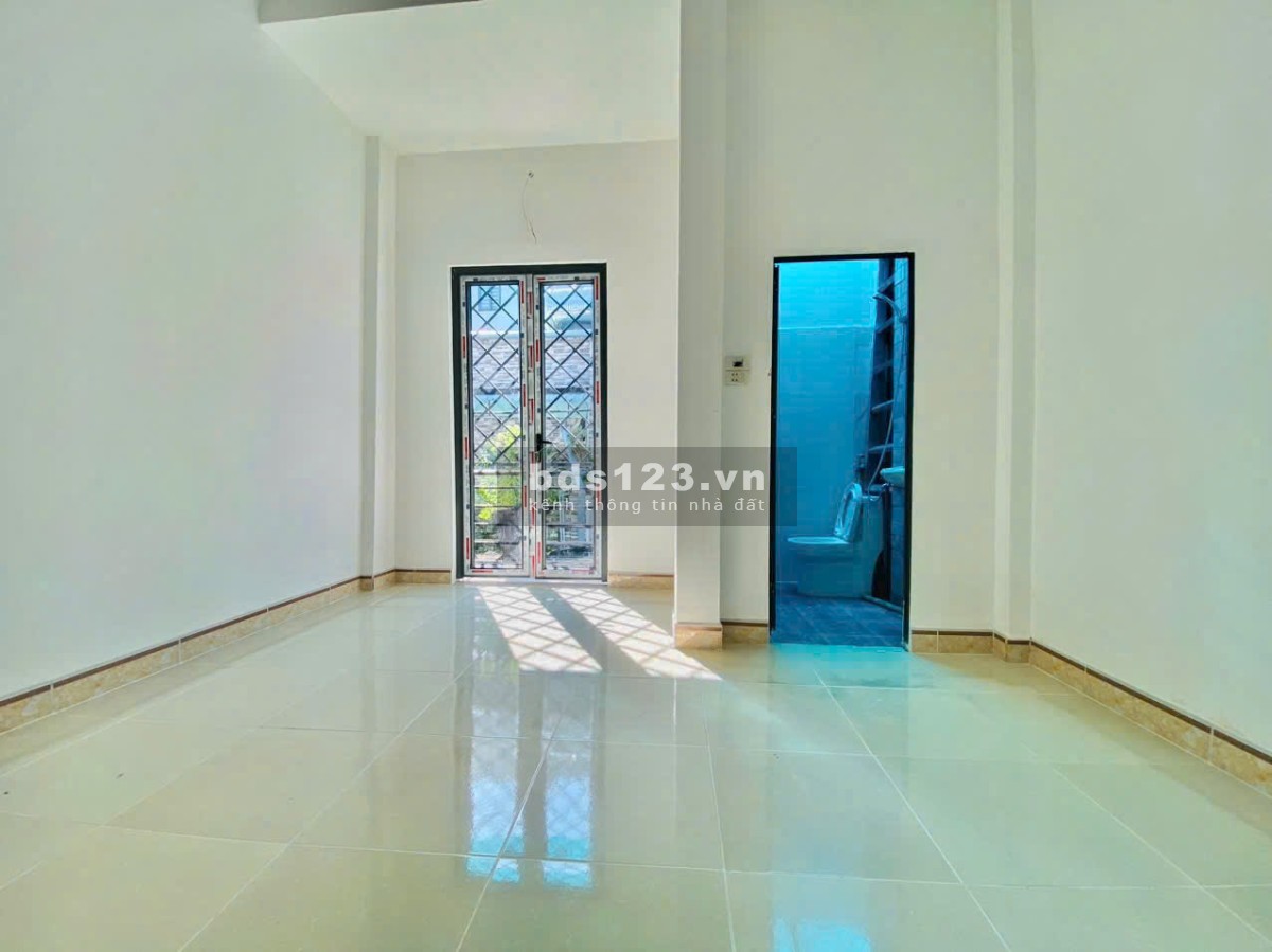 Bán nhà 1 trệt 1 lầu Quận 12 – TL15 Thạnh Lộc – Sổ hồng…