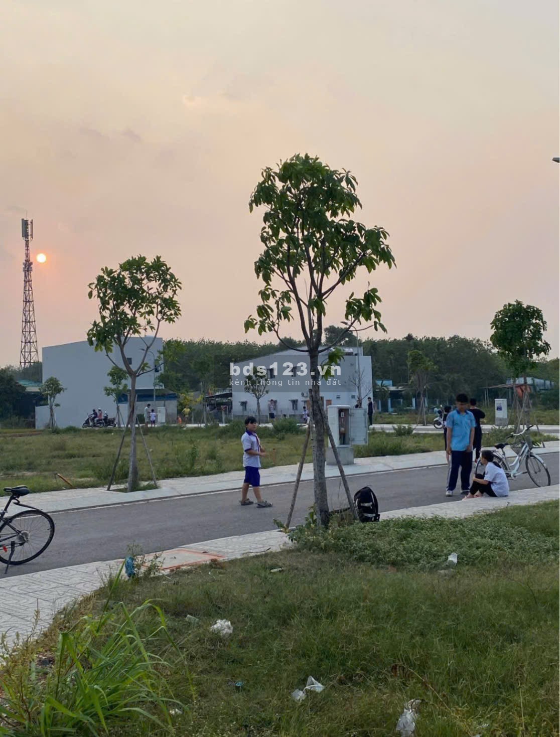 Bán đất full thổ cư 80m2 SHR 2 tỉ, trung tâm Tân Phú Trung, Củ Chi
