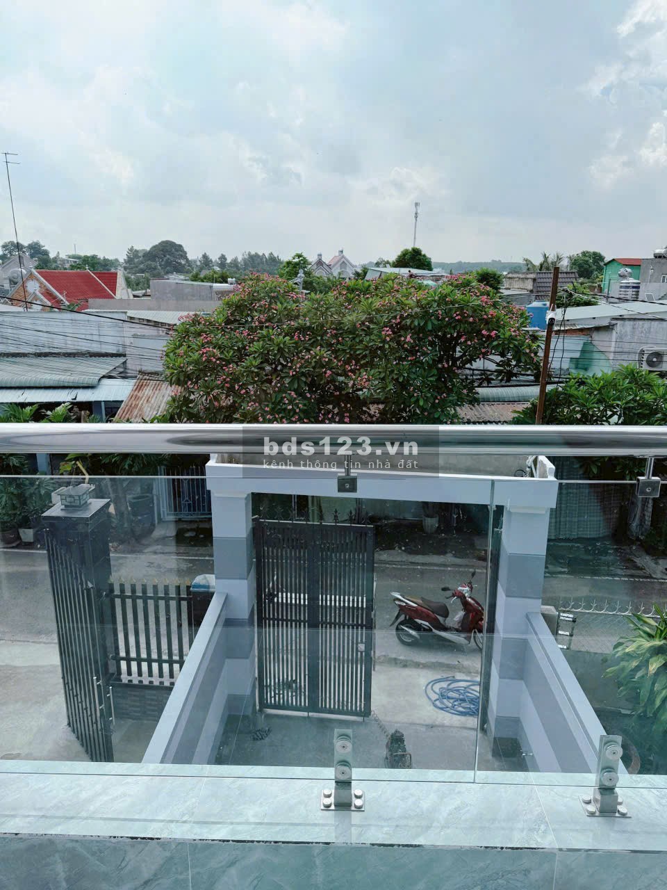 Bán nhà mới xây 1 trệt 1 lầu – Đường DX69, Định Hòa,…