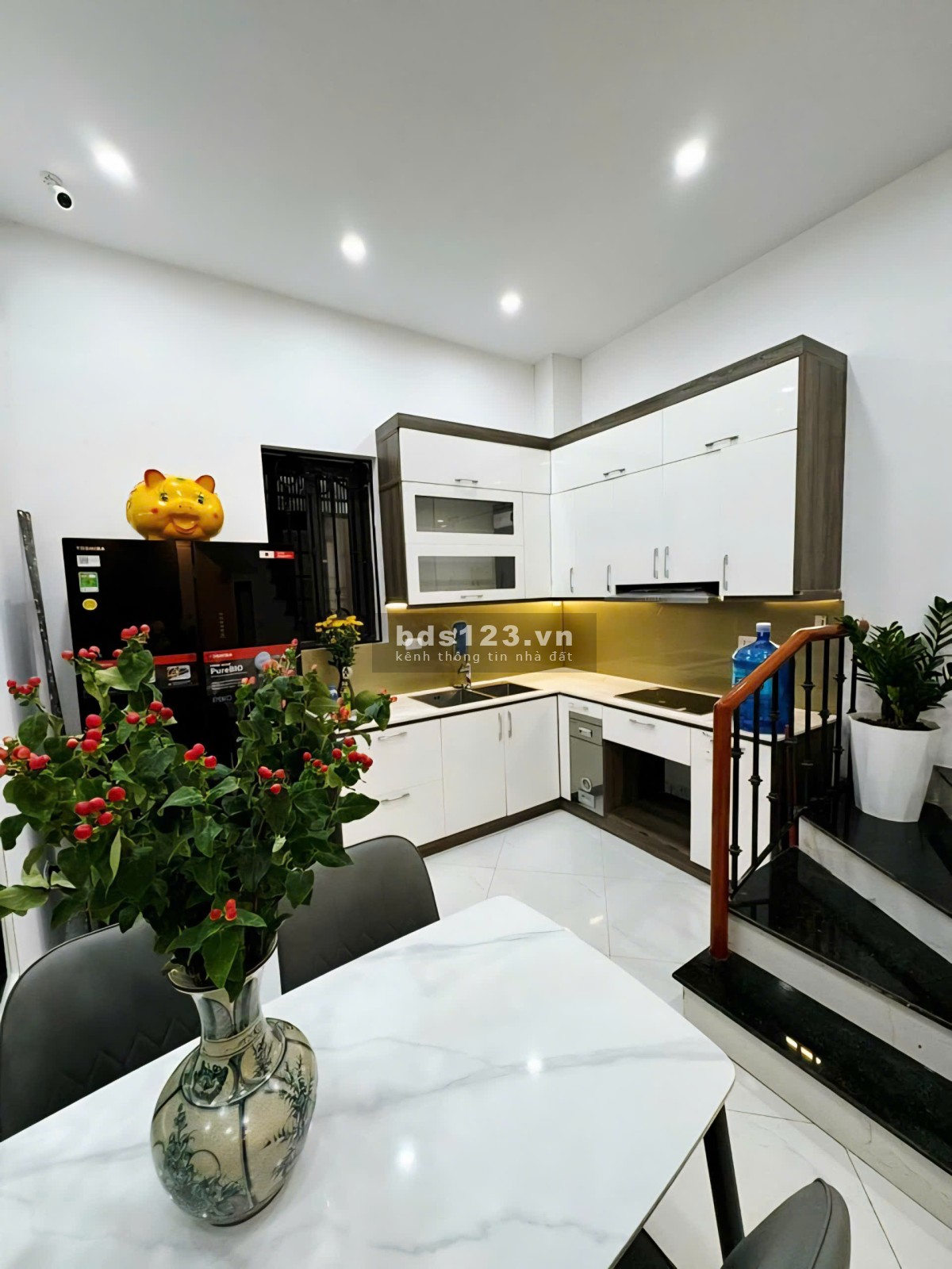 Cực hiếm nhà đẹp Đội Cấn ngõ thông ô tô đỗ cổng mặt…