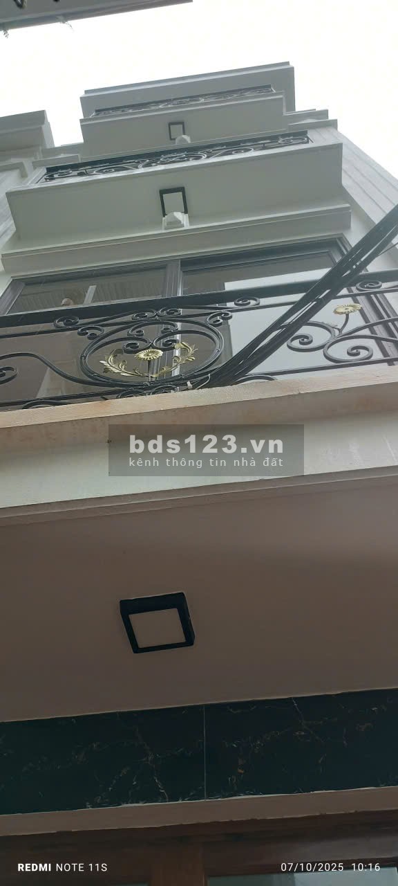 Lô góc - 33m2 - 4 Tầng hiện đại- 3.85 tỷ- Giang Chính- Biên…