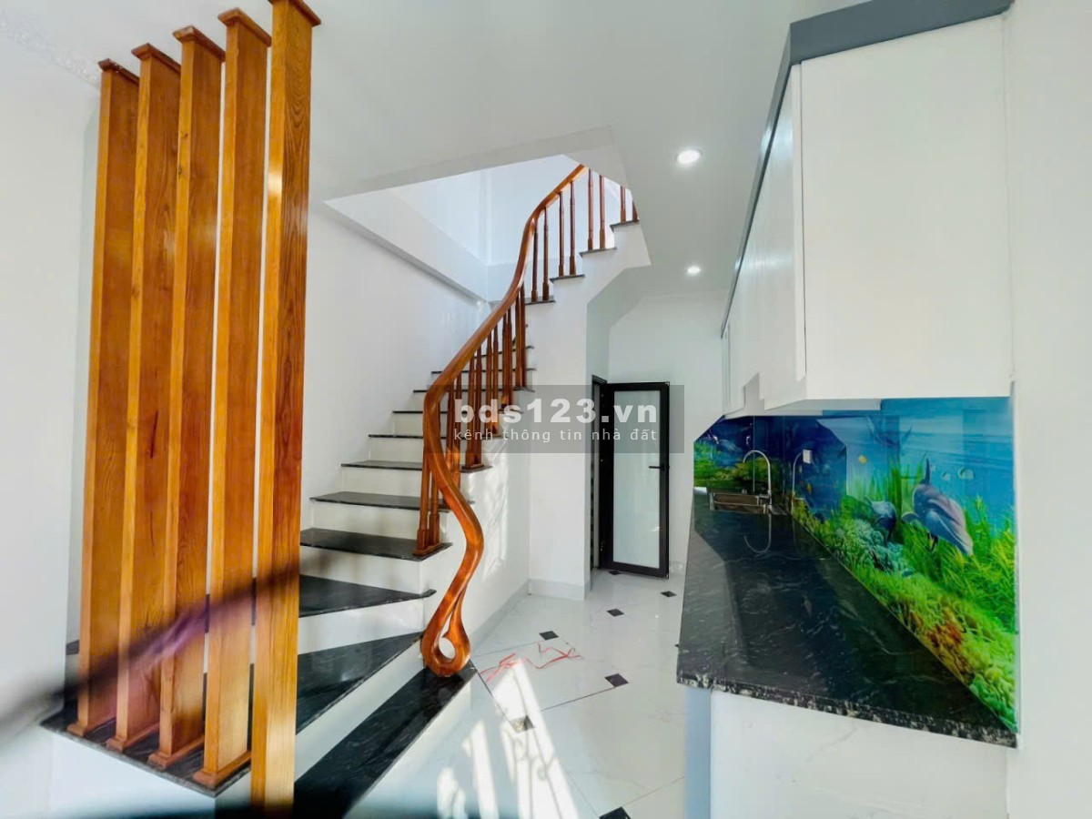 Lô góc - 33m2 - 4 Tầng hiện đại- 3.85 tỷ- Giang Chính- Biên…