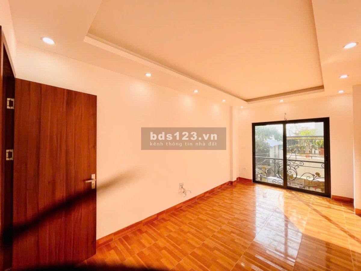 Lô góc - 33m2 - 4 Tầng hiện đại- 3.85 tỷ- Giang Chính- Biên…