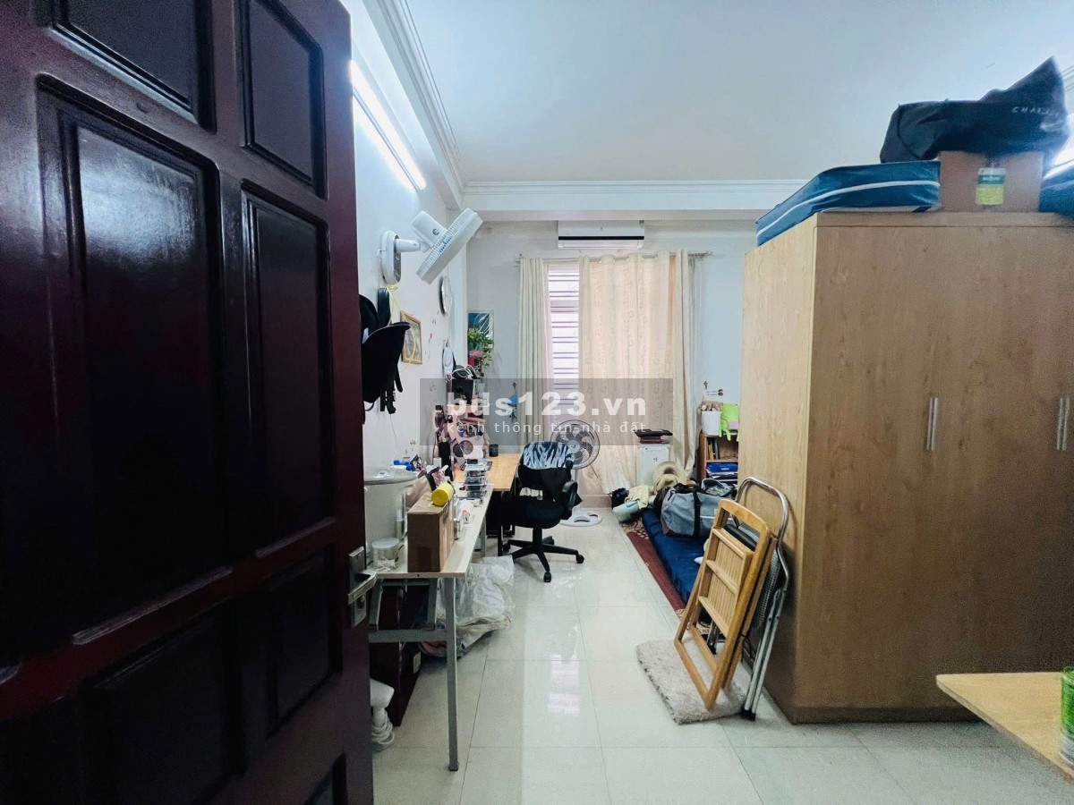 Bán nhà Mễ trì thượng 32m2, 4 tầng, mặt tiền 4,5m