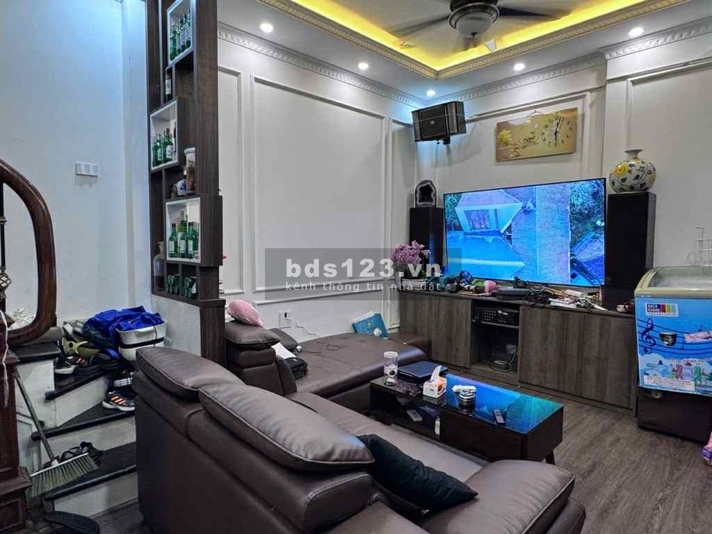 Bán nhà Ngọc Lâm - Vị Trí Đẹp Hiếm Có - 6 Tầng Thang Máy -…