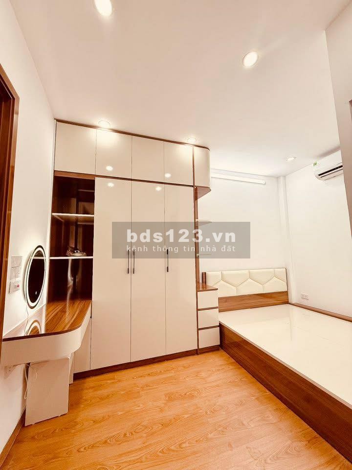 Bán Nhà Riêng, Việt Hưng, Long Biên, Hà Nội, 5,5 tỷ, 35 m2 chỉ…