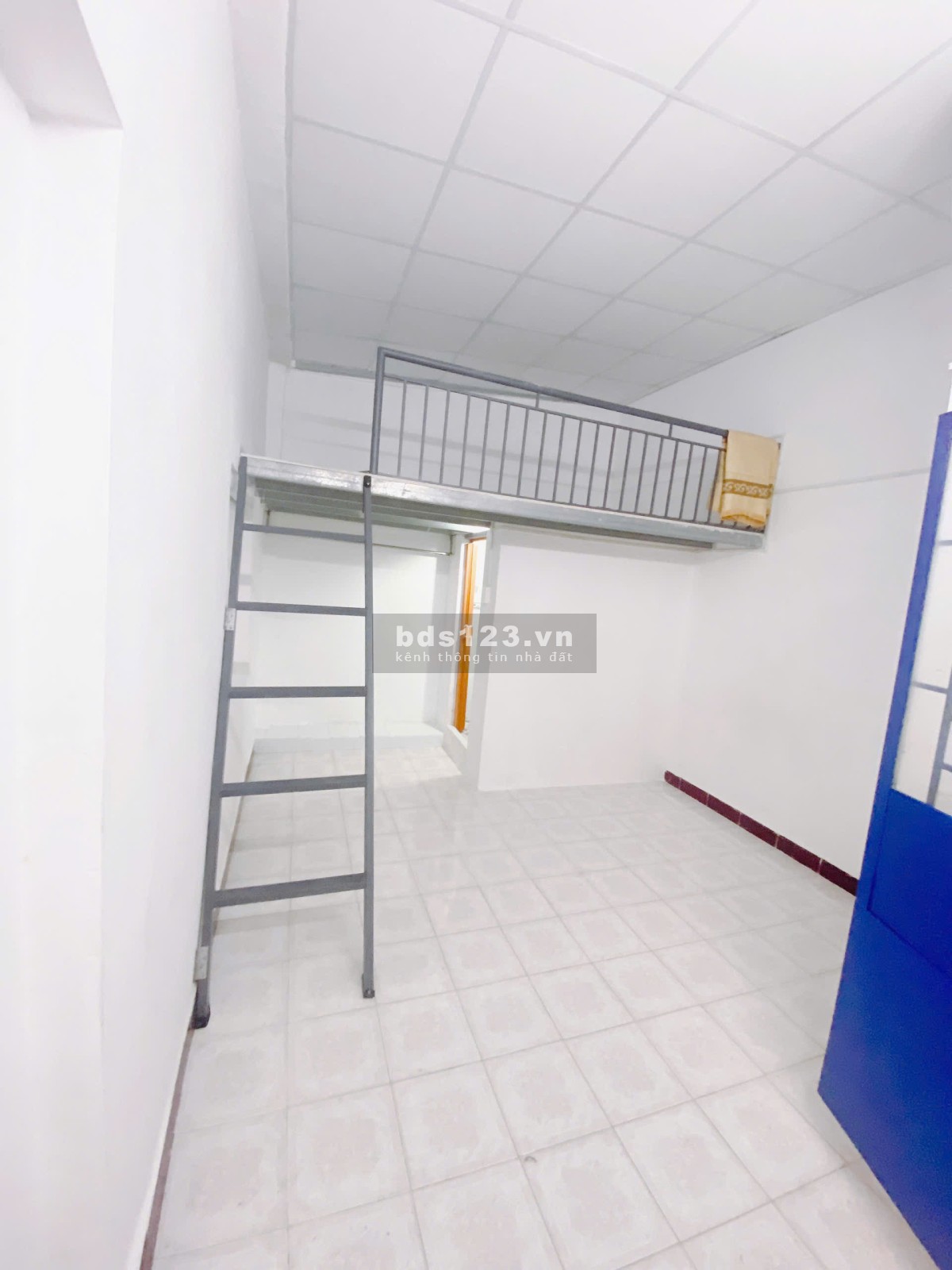 Cho thuê phòng trọ có gác, máy lạnh, wc riêng, tại Nguyễn…