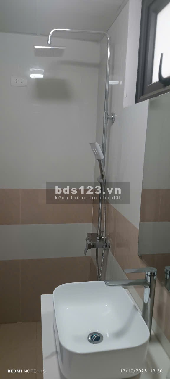 7,5 TỶ -NHÀ ĐẸP CẦU BƯƠU – Ô TÔ VÀO NHÀ,5 TẦNG - 2 MẶT…