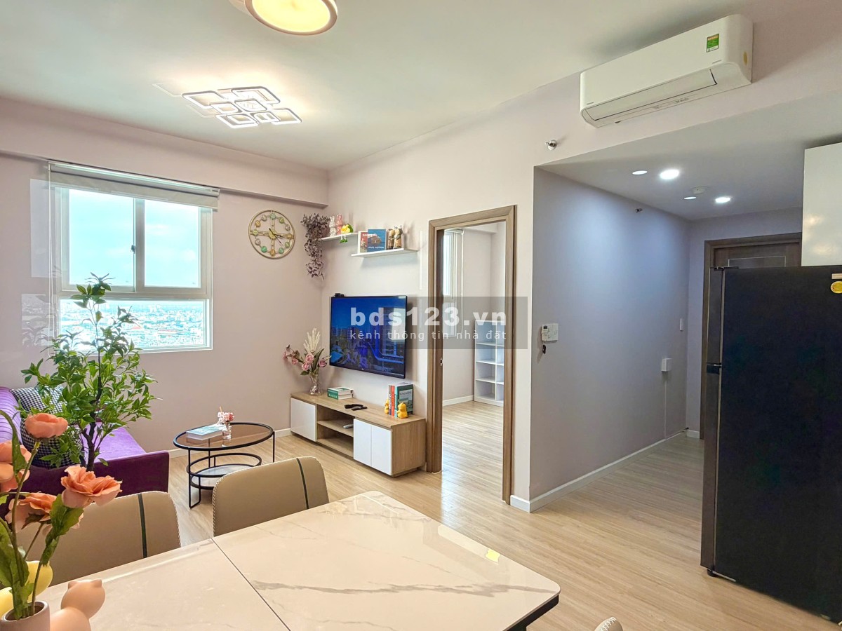 Căn 56m2 (2pn1wc) Imperial Place full nội thất, sổ hồng sẵn