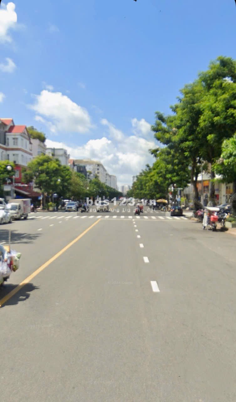 Bán Nhà Khu Phố Hưng Phước, Phú Mỹ Hưng, Quận 7, 8x18.5m