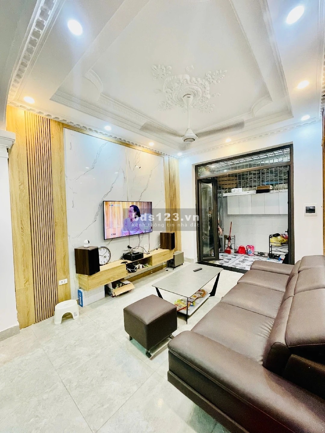 SIÊU PHẨM ĐƯỜNG LÁNG – Nhà 5 tầng, ngõ thông tứ tung, vài…