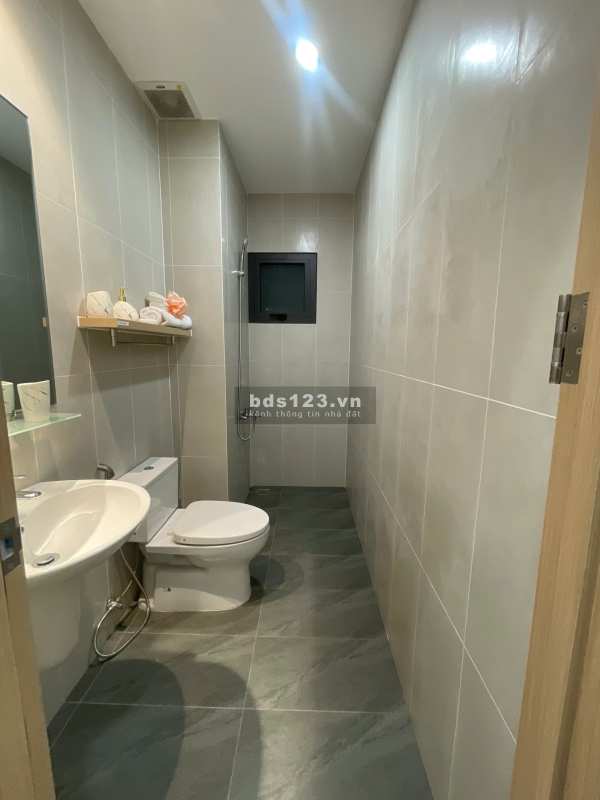Chỉ 300tr tương đương 20% sở hữu căn hộ 50m2 mặt tiền đường quốc lộ 1a