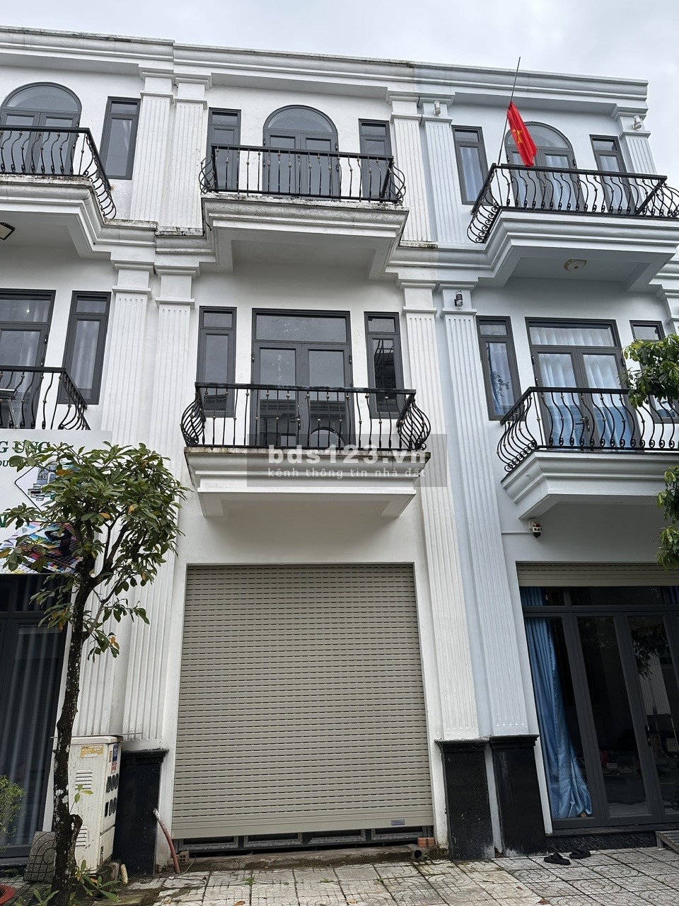 Bán Nhà Phố P.Tân Khánh TP.HCM - 4PN, 3WC - Miếu Ông Cù vào 500M