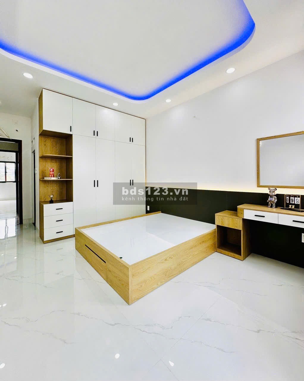 Cần Bán Nhà Mã Lò Đầy Đủ Tiện Nghi Cao Cấp