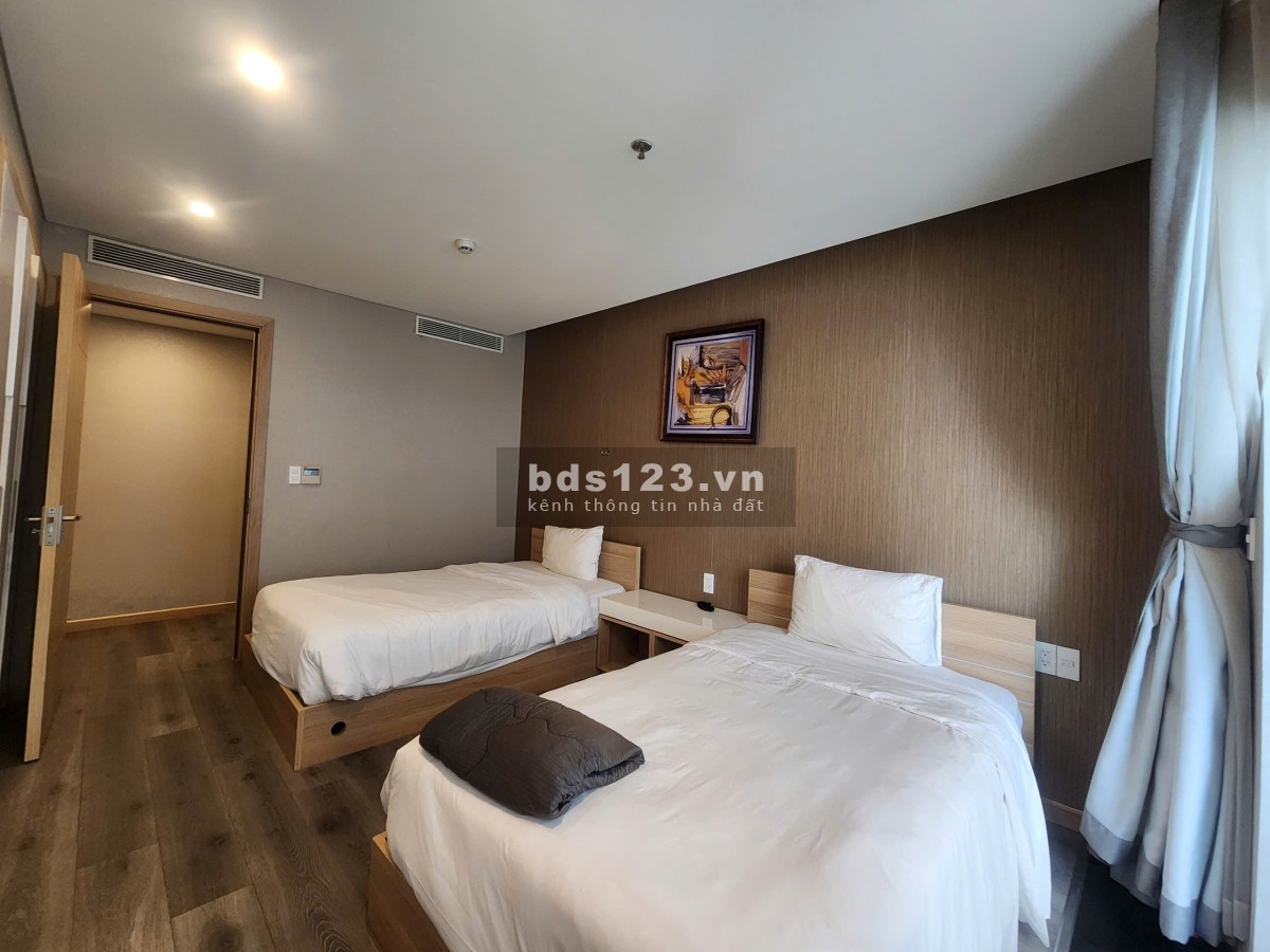 Cho thuê căn hộ 3 phòng ngủ – View phố – Full nội thất – Giá chỉ 18 triệu/tháng