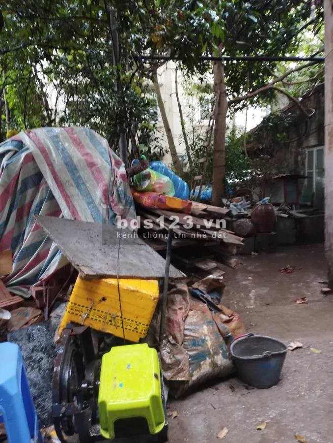 Bán đất, kho, xưởng 300m2 ở Đường Ngô Gia Tự, Long Biên,…