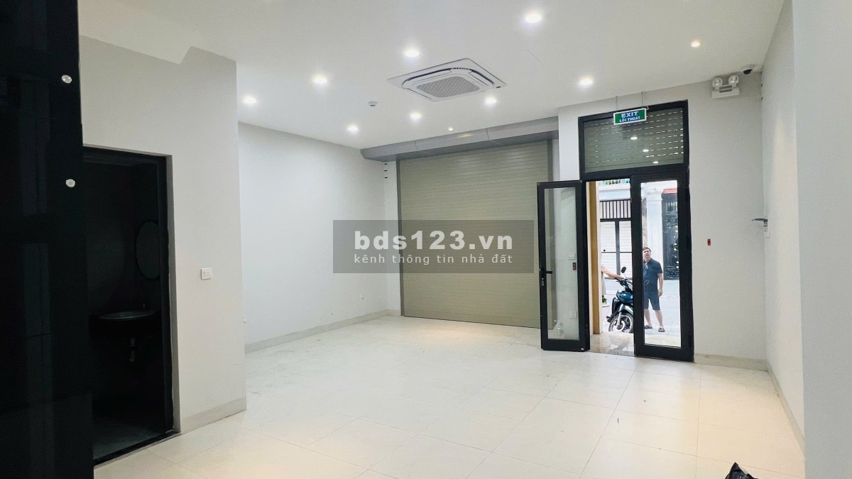 Chính chủ cho thuê nguyên căn 200 Nguyễn Xiển