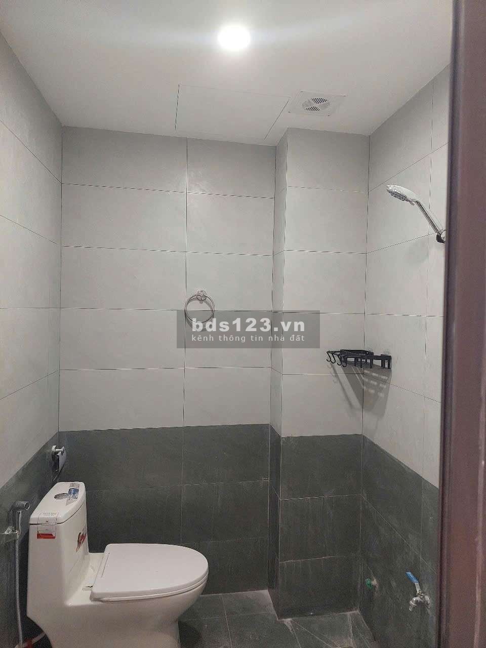 BÁN CĂN NHÀ 4 TẦNG, TỰ XÂY, SIÊU HIẾM, Ô TÔ QUA NHÀ TẠI…