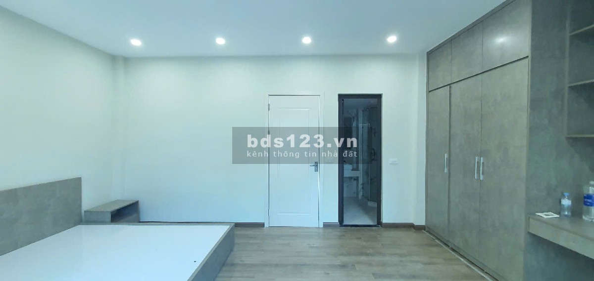 Bán gấp nhà - 36m2 - 5 tầng - Quan Nhân – Thanh Xuân - 6,85 tỷ