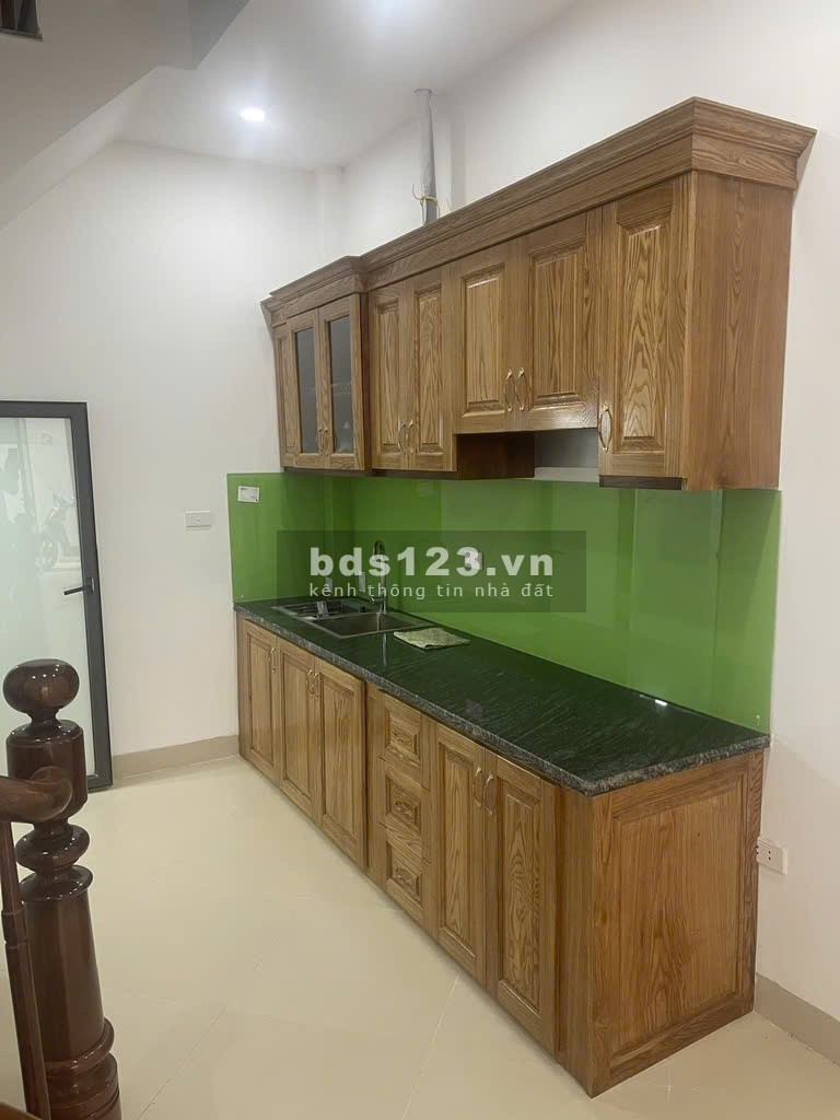 BÁN GẤP NHÀ Ô TÔ ĐỖ NGAY CỔNG NGÕ - CÁCH BẾN XE 100M - HÀNG…