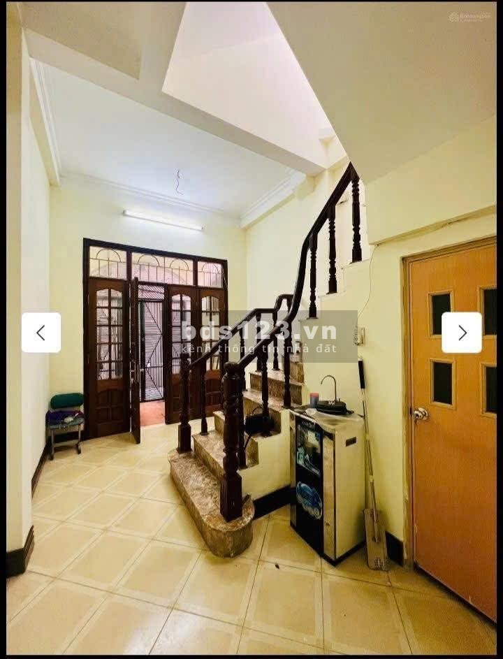 Bán nhà 6 tầng mặt phố quận Đống Đa