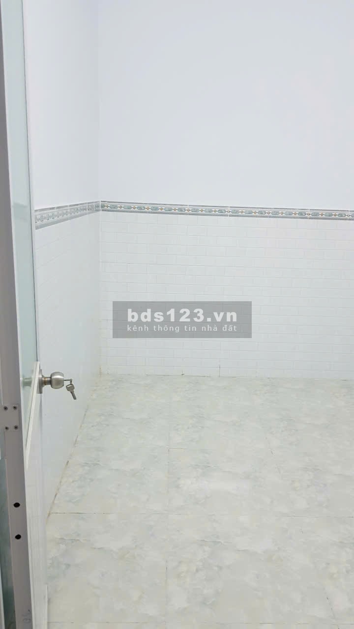 Bán nhà 1 trệt, 1 lầu, Ấp Xoài Đôi, xã Long Trạch, Cần…