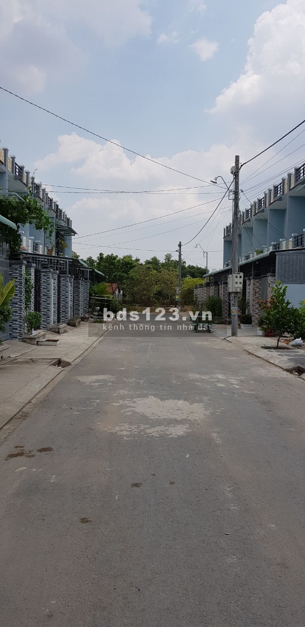 Bán nhà 1 trệt, 1 lầu, Ấp Xoài Đôi, xã Long Trạch, Cần…
