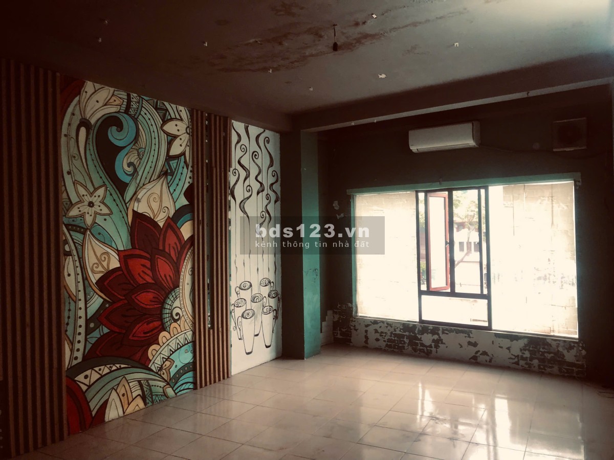 Cho thuê nhà mặt phố đông đúc kinh doanh 100m2 giá 15,5 triệu 3 tầng. Thanh Xuân - Hà Nội