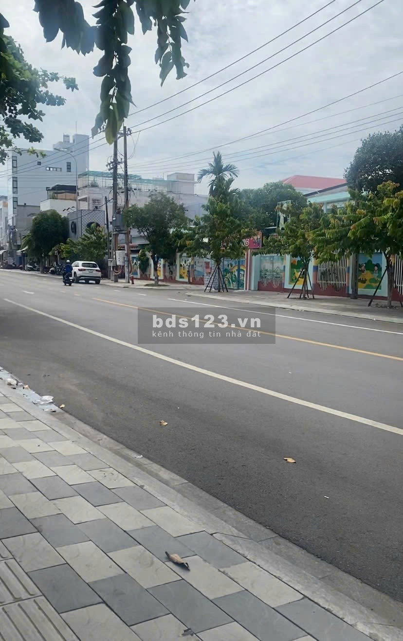Bán gấp nhà mặt tiền trung tâm Phan Thiết đang cho thuê 21tr…