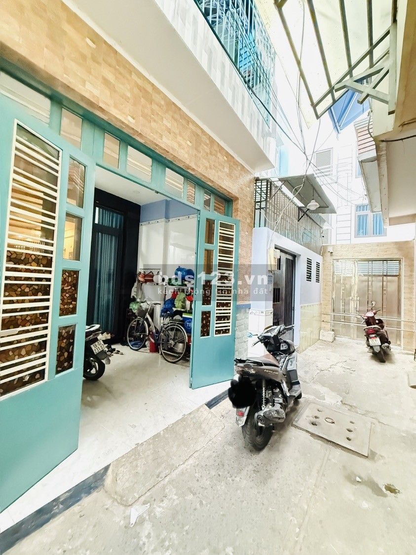 Nhà đẹp Tân Bình – Mua ở ngay – 3 tầng BTCT – 84m² –…