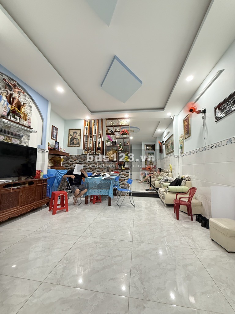 Nhà đẹp Tân Bình – Mua ở ngay – 3 tầng BTCT – 84m² –…