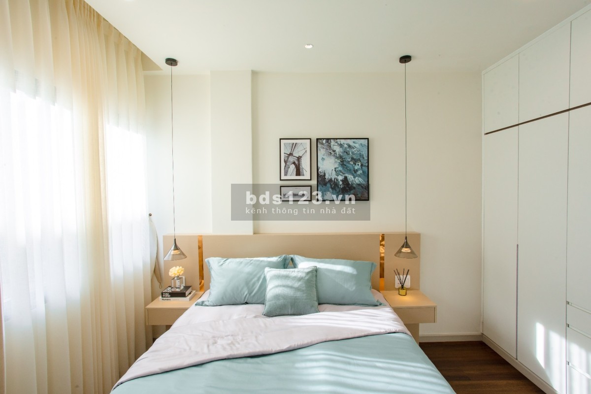 Chuyển nhượng căn nhà phố 1 trệt 2 lầu cách Phú Mỹ Hưng 18…