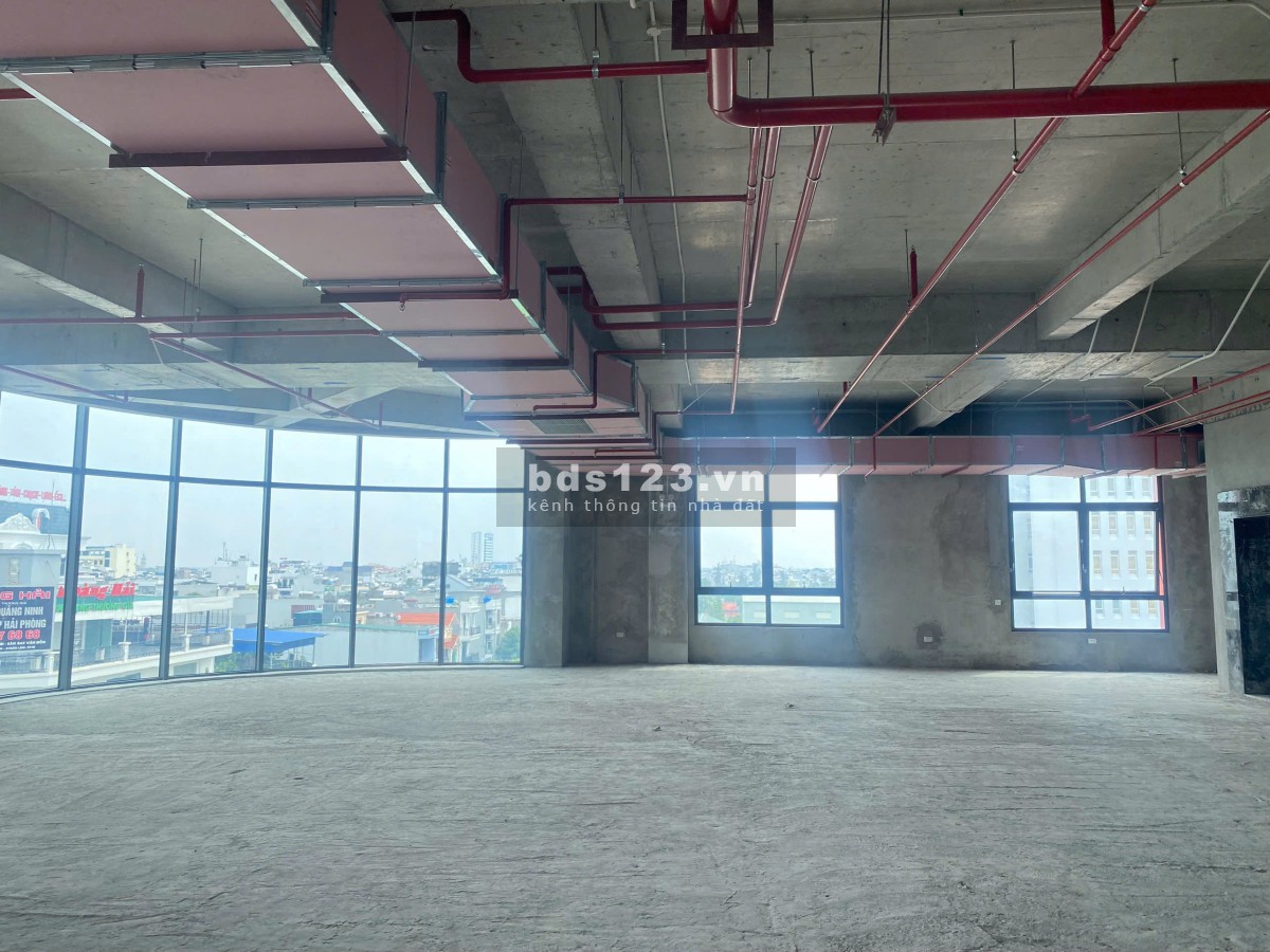 Cho thuê văn phòng trong Tòa Nhà 6 tầng 432m2 đẹp nhất đường…