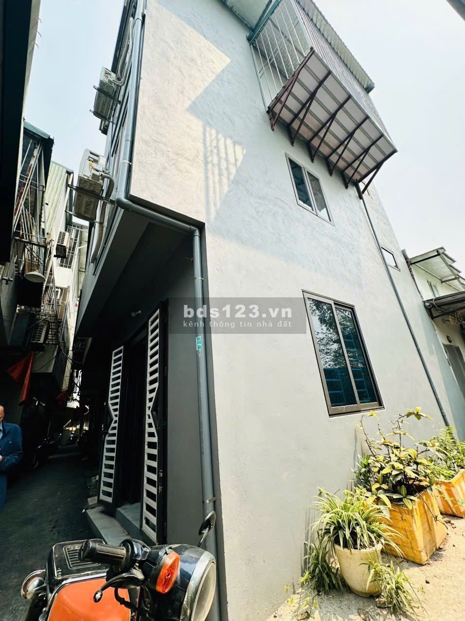 Bán nhà 30m² – 3 tầng – Giá 2.2 tỷ – Nguyễn Xiển, Thanh Xuân