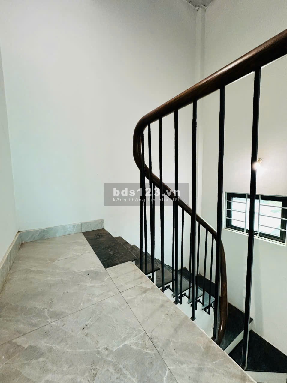 Bán nhà 30m² – 3 tầng – Giá 2.2 tỷ – Nguyễn Xiển, Thanh Xuân