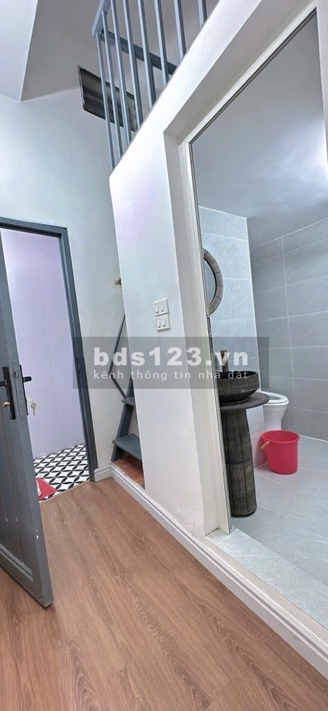 Bán Căn hộ tập thể Mai Động - đã cải tạo