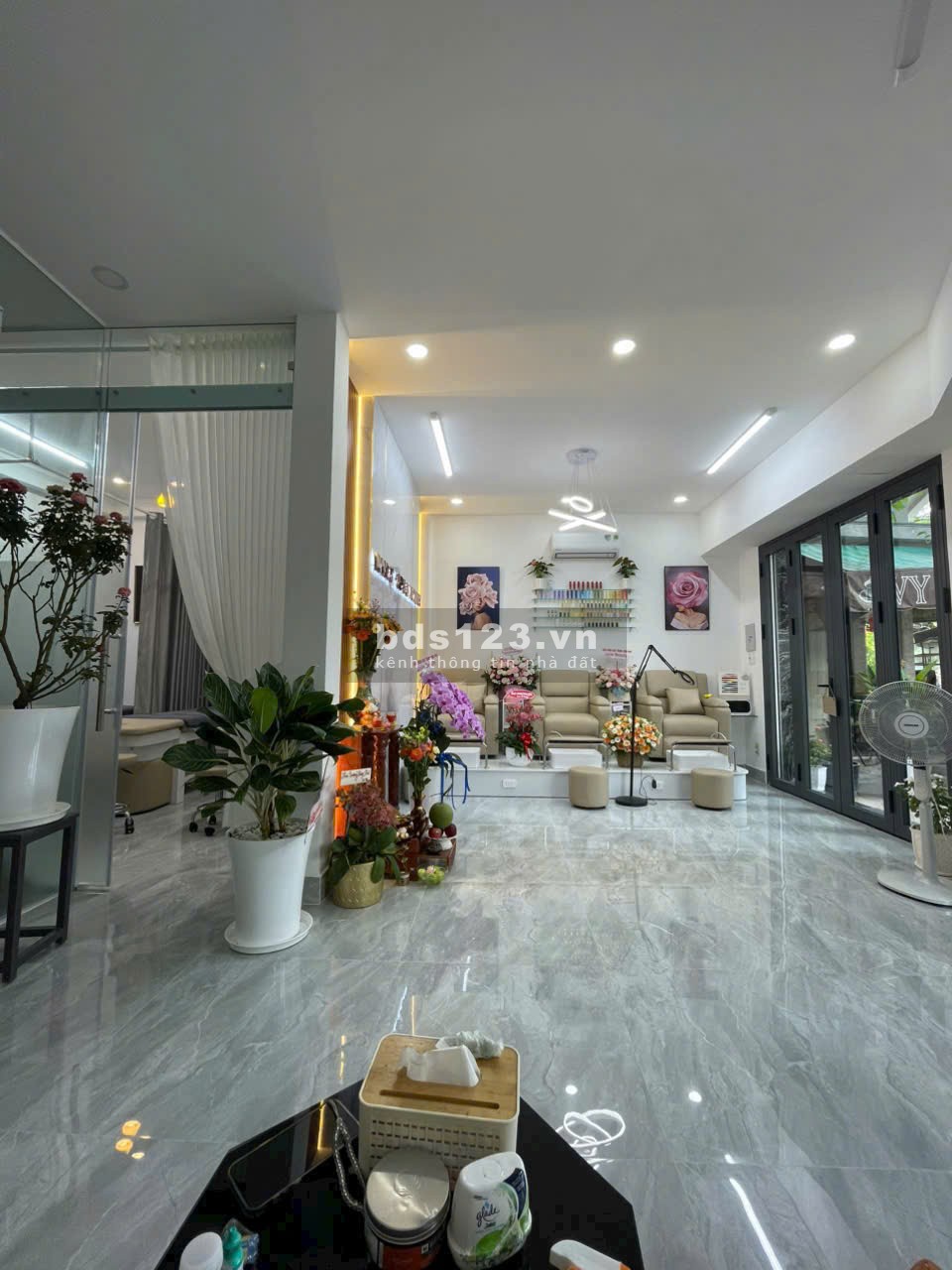 Sang tiệm Spa hoặc cho thuê, Spa Full đồ cao cấp vào là làm ngay