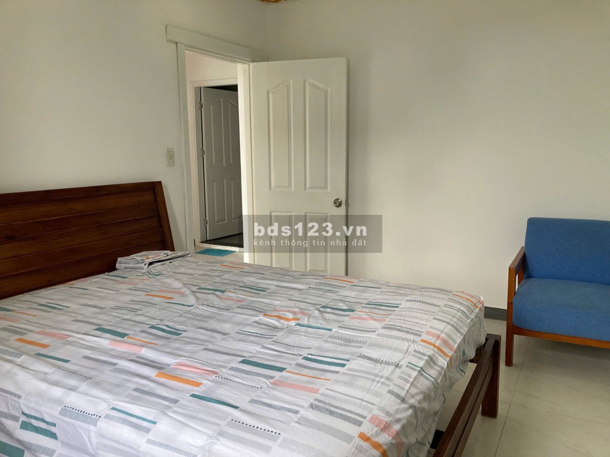 For rent/Cho thuê penthouse Phu My Hung Q7 có sân vườn lớn