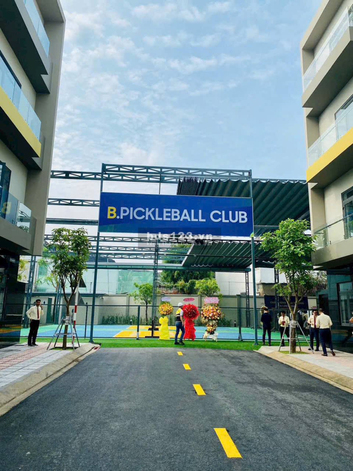 Giảm ngay 500 triệu khi sở hữu nhà phố 4 tầng Bcons Uni Valley mặt tiền Thống Nhất, Dĩ An