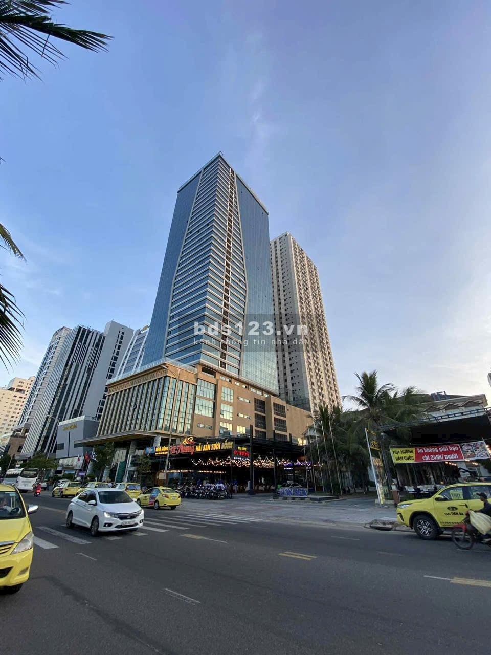 Bán căn hộ 2PN Mường Thanh Sơn Trà bên biển Mỹ Khê