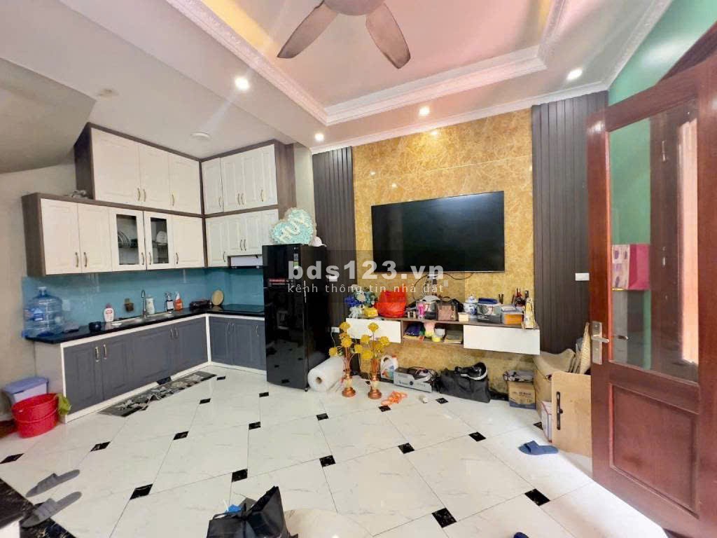 Bán nhà đẹp, gần ô tô Trần Phú Hà Đông 35m, 5 tầng, 3…