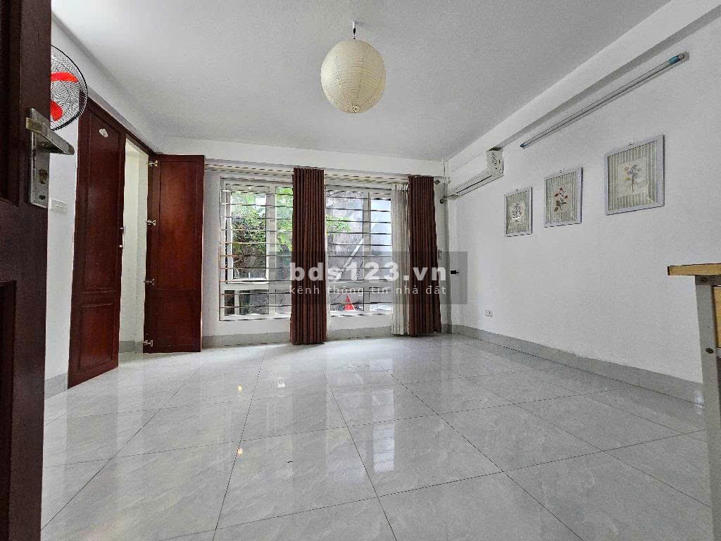 Sau 1 nhà ra mặt phố Trương Định - Tương Mai, Hoàng Mai - Ngõ…