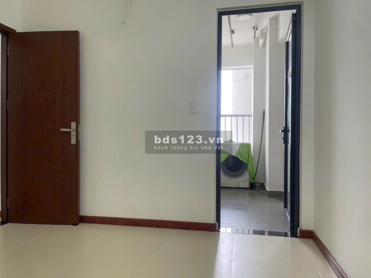 Cho Thuê Căn Hộ 2 PN 2 WC - Ngay Cổng Vsip 1 & Cách AEON Mall Bình Dương 7 phút di chuyển - Giá 4tr5