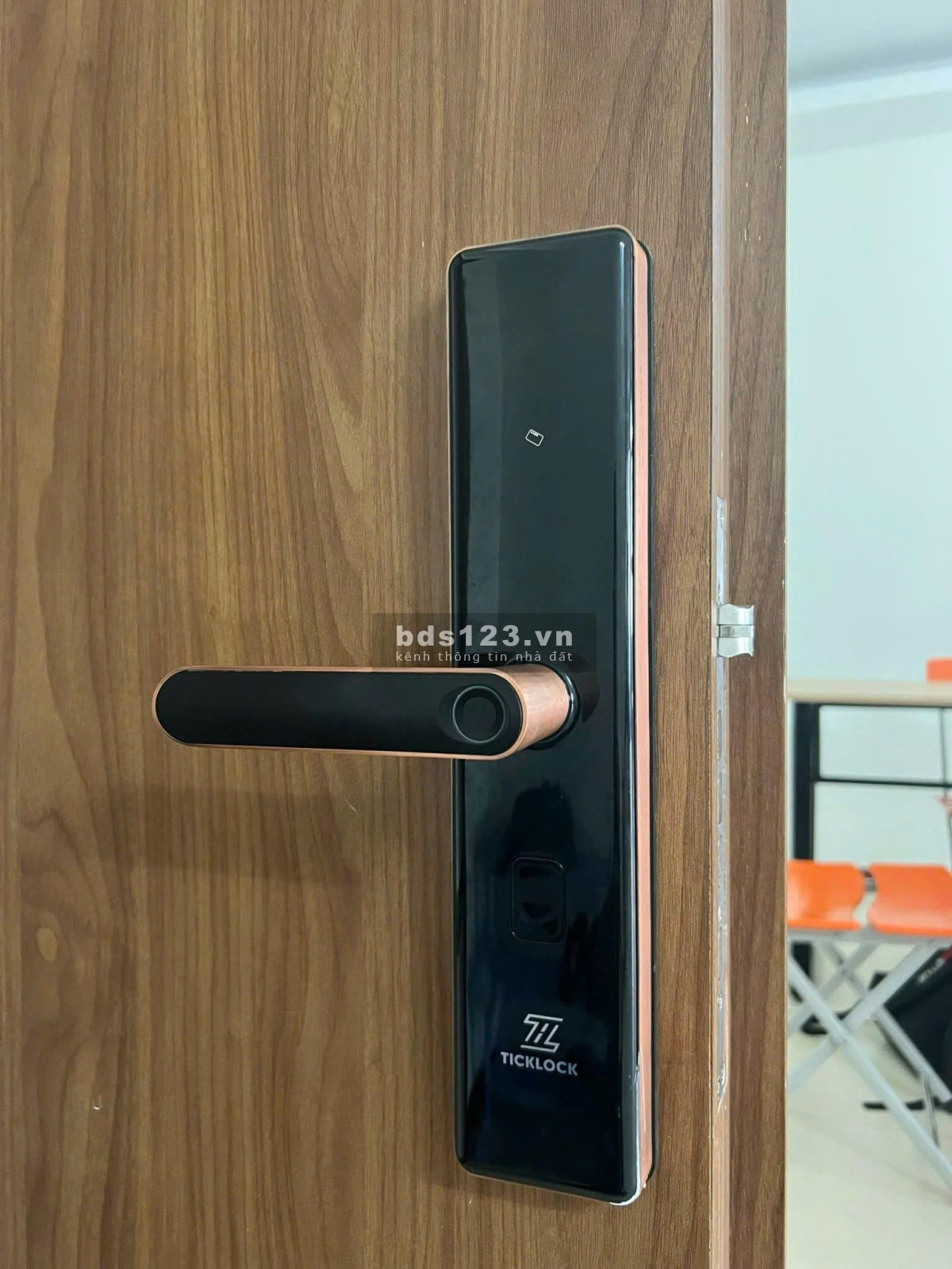 Cho Thuê Căn Hộ 2 PN 2 WC - Ngay Cổng Vsip 1 & Cách AEON Mall Bình Dương 7 phút di chuyển - Giá 4tr5