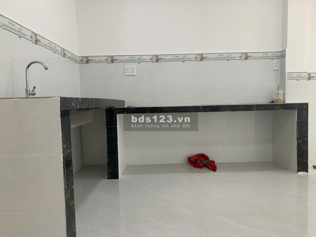 Bán nhà 1 trệt 1 gác suốt cách Nguyễn Văn Linh chỉ 100m nhà…